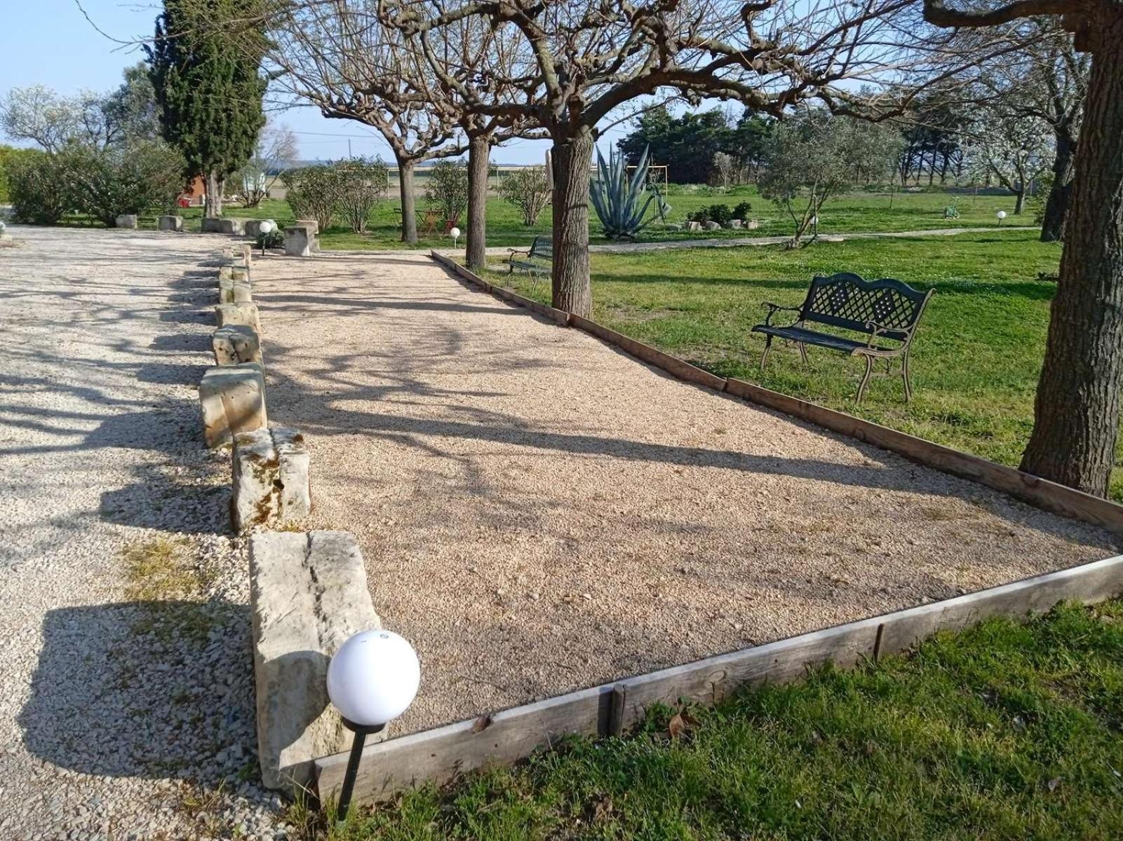 Mas Maurane - Le Romarin Aux Portes D'Arles Tarascona Esterno foto